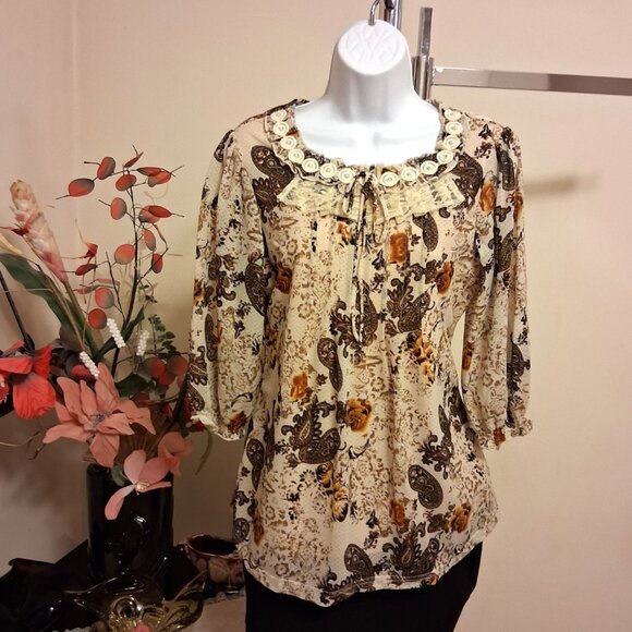 NWT Women's Light Yellow Brown Printed Lined Blouse ¾ Sleeve Pleated Top 8 M - Picture 4 of 9